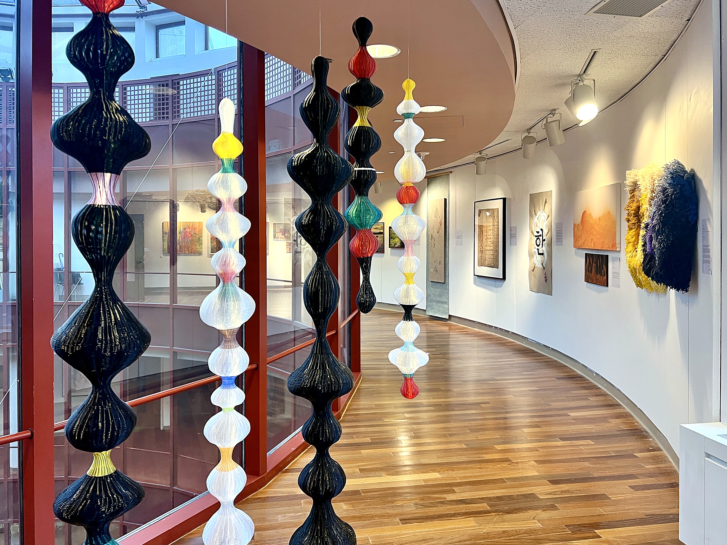 Femina Creativa sculptural installation