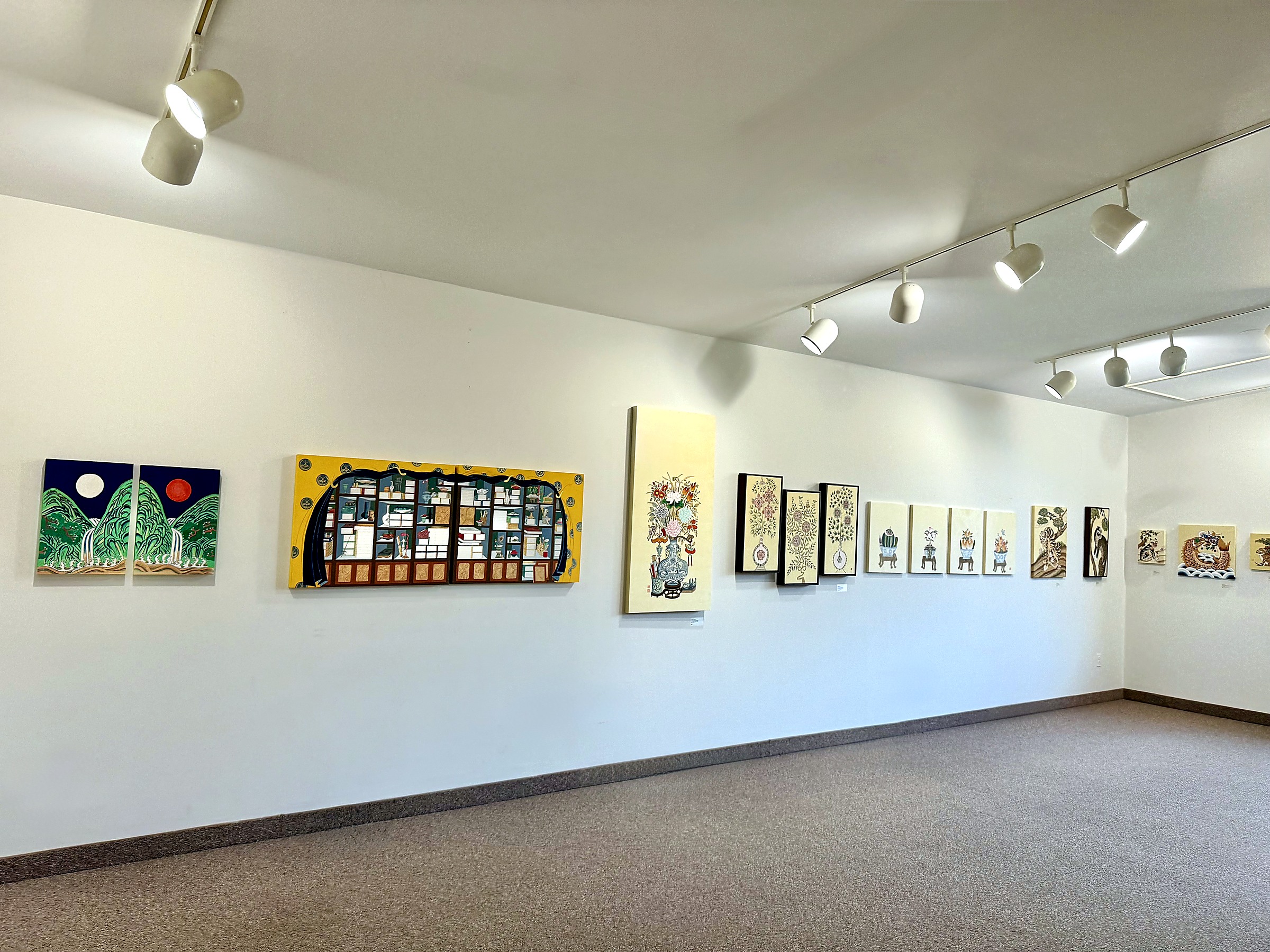Minhwa Soul of Korea gallery view
